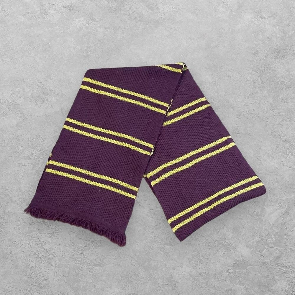 Harry Potter Gryffindor Scarf Universal Studios Hollywood Wizarding World